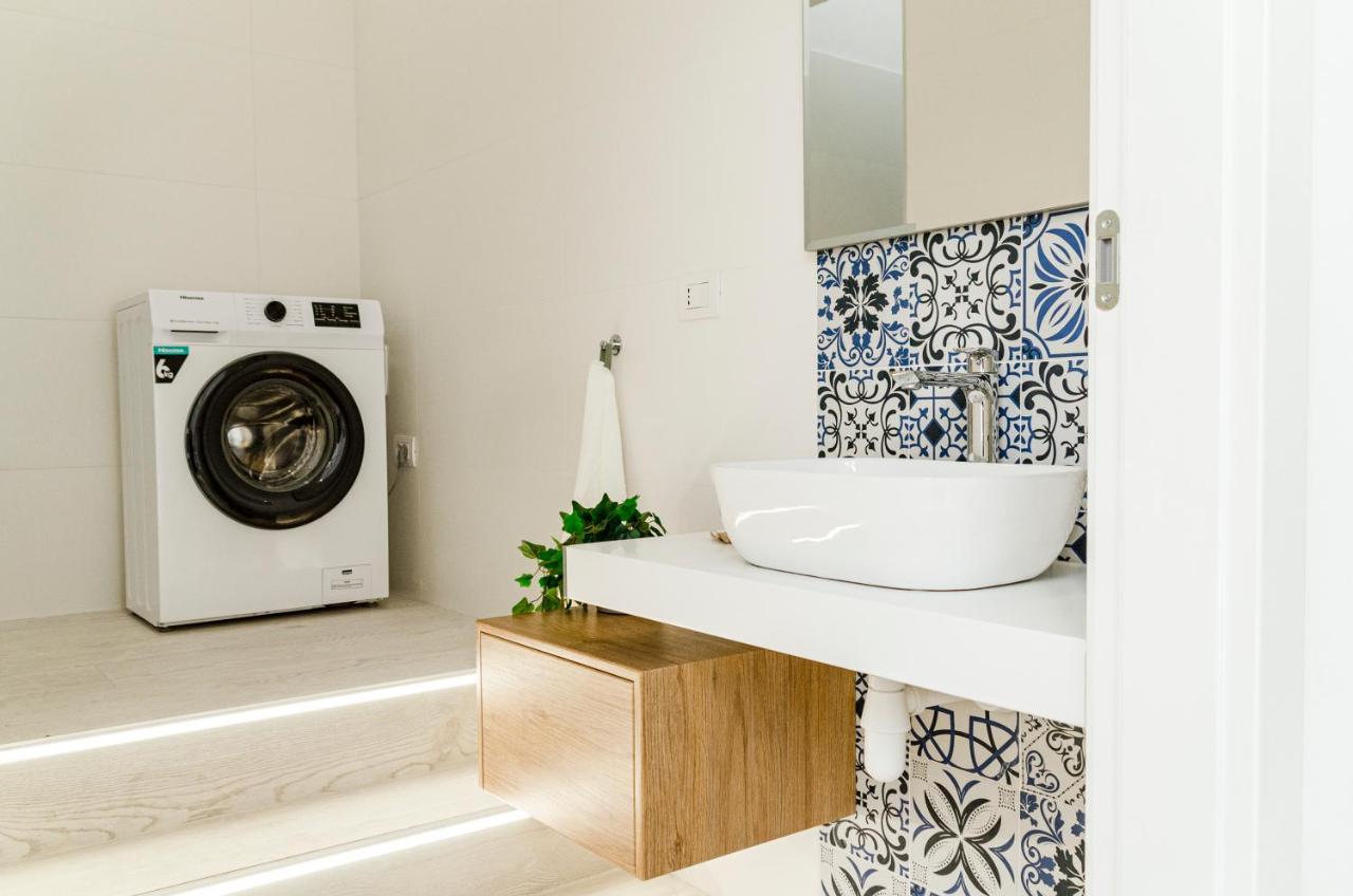 Spa & Relax Aesthetic Apartment 50M Dal Mare 모노폴리 외부 사진
